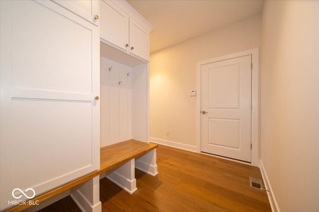 10586 Jacks Way, Indianapolis, IN 46234