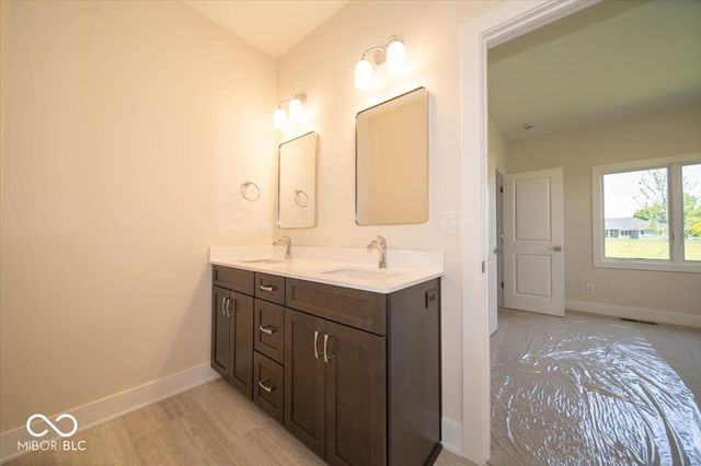 10586 Jacks Way, Indianapolis, IN 46234