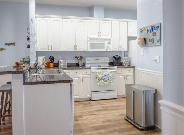 502 MAIN STREET 207, Horseshoe Beach, FL 32648