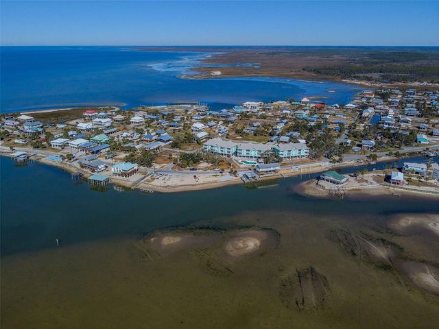 502 MAIN STREET 207, Horseshoe Beach, FL 32648