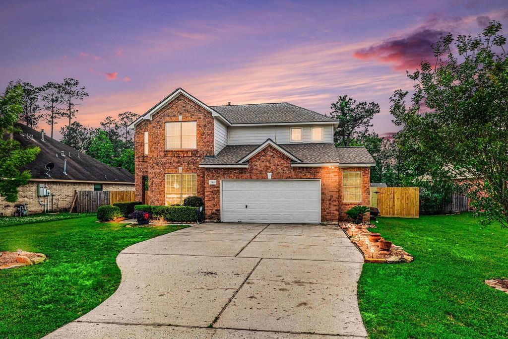 33003 Greenfield Forest Drive, Magnolia, TX 77354