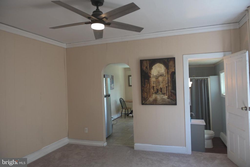 570 JEFFERSON AVE, Pottstown, PA 19464