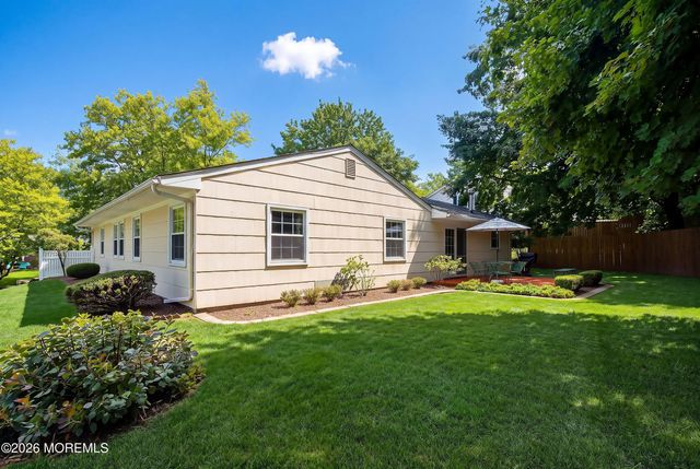 95 Idlebrook Lane, Aberdeen, NJ 07747