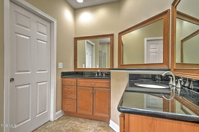 17 Cypress Ridge Court, Jonesborough, TN 37659