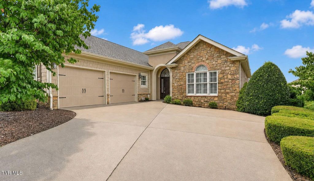 17 Cypress Ridge Court, Jonesborough, TN 37659