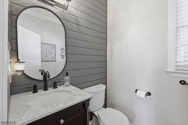 100 Distillery Rd, Readington Twp., NJ 08889