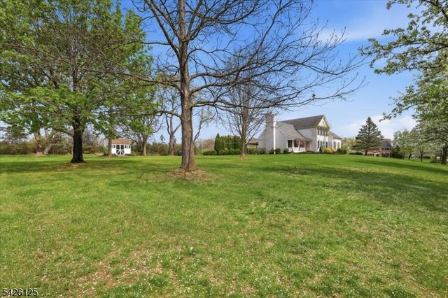 100 Distillery Rd, Readington Twp., NJ 08889