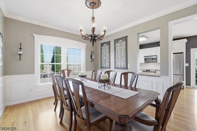 100 Distillery Rd, Readington Twp., NJ 08889