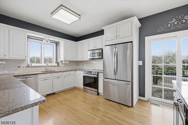 100 Distillery Rd, Readington Twp., NJ 08889