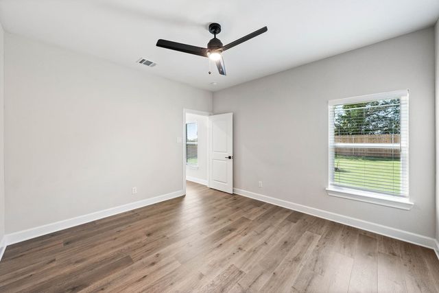 1013 Pecan Place, Hutchins, TX 75141