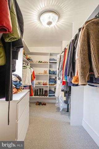 908 S FRONT ST, Philadelphia, PA 19147