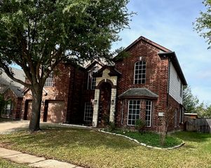 11501 Pheasant Creek Drive, Fort Worth, TX 76244