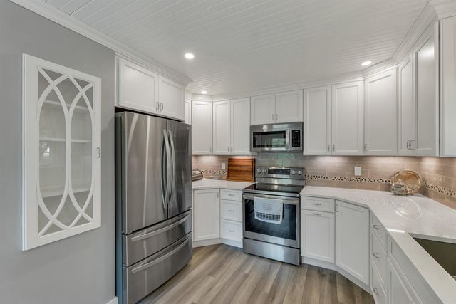 29 Hunt Avenue, Franklin, NH 03235