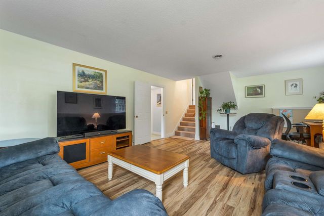 29 Hunt Avenue, Franklin, NH 03235
