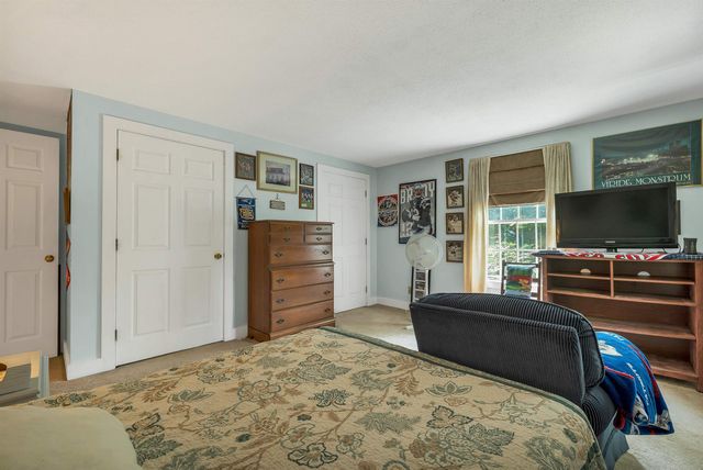 29 Hunt Avenue, Franklin, NH 03235