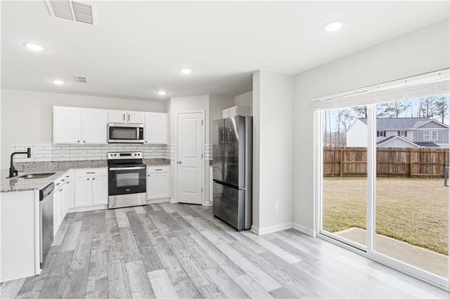 146 Maple Drive, Milner, GA 30257