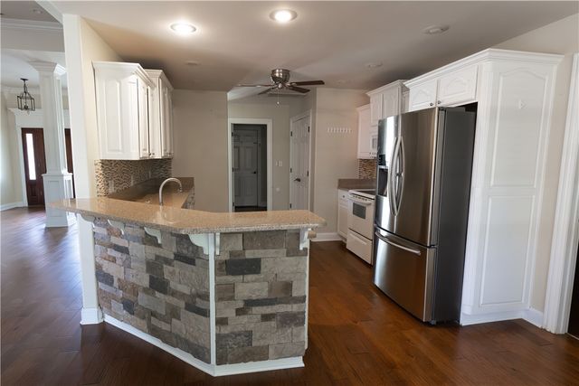 237 Briarhill Drive, Farmington, AR 72730