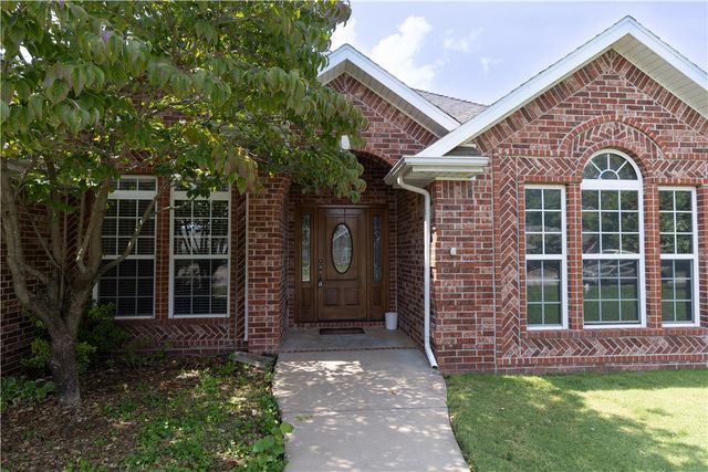 237 Briarhill Drive, Farmington, AR 72730