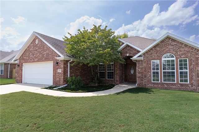 237 Briarhill Drive, Farmington, AR 72730