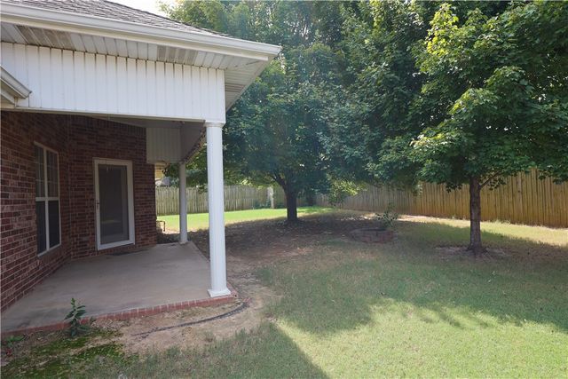 237 Briarhill Drive, Farmington, AR 72730