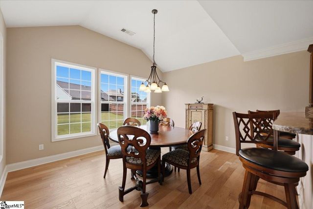 5 Blacksburg Court, Simpsonville, SC 29681