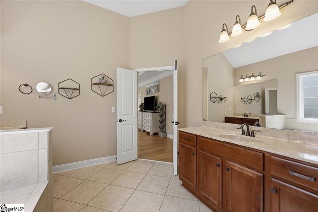 5 Blacksburg Court, Simpsonville, SC 29681