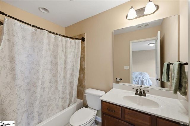 5 Blacksburg Court, Simpsonville, SC 29681