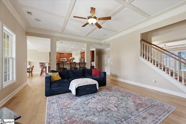 5 Blacksburg Court, Simpsonville, SC 29681