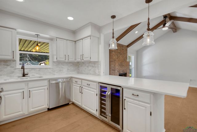 1611 Shady Creek Circle, Henderson, TX 75652