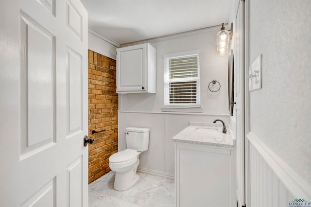 1611 Shady Creek Circle, Henderson, TX 75652