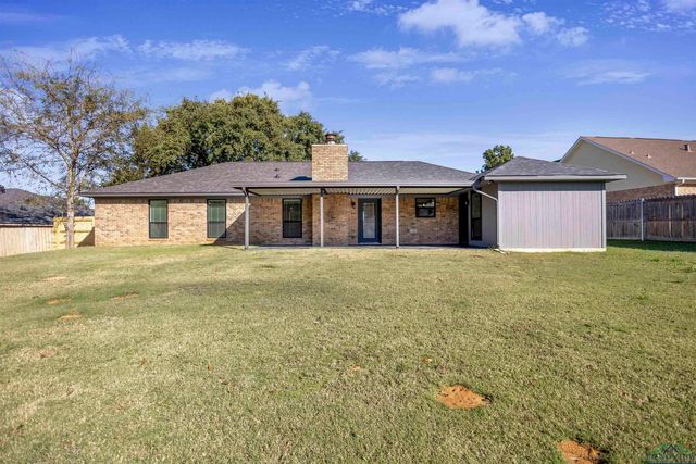 1611 Shady Creek Circle, Henderson, TX 75652