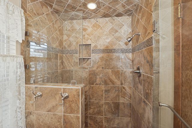 5102 RAINDROP Lane, Amarillo, TX 79110