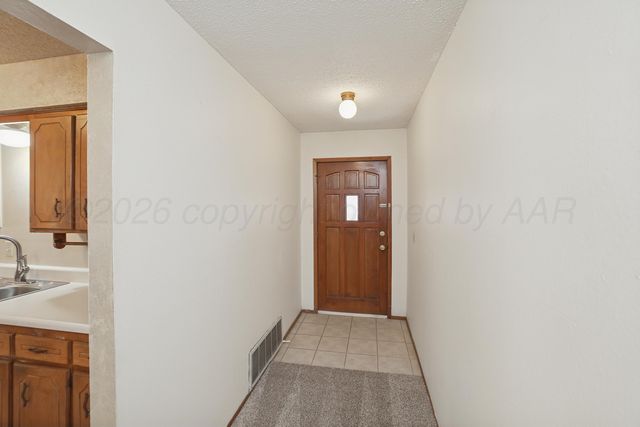 5102 RAINDROP Lane, Amarillo, TX 79110