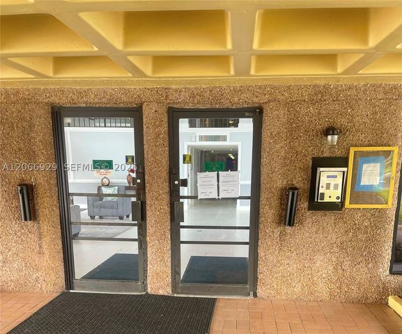 9273 SW 8th St 220, Boca Raton, FL 33428