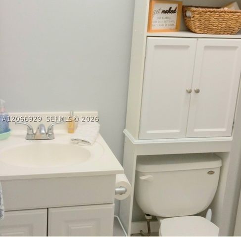 9273 SW 8th St 220, Boca Raton, FL 33428