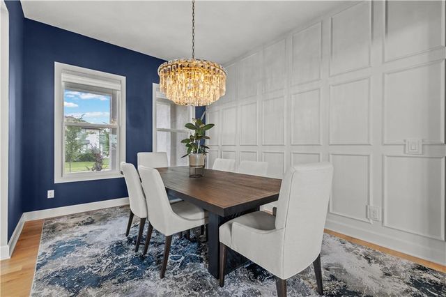 15809 El Monte Street, Overland Park, KS 66224