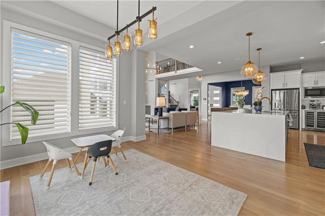 15809 El Monte Street, Overland Park, KS 66224