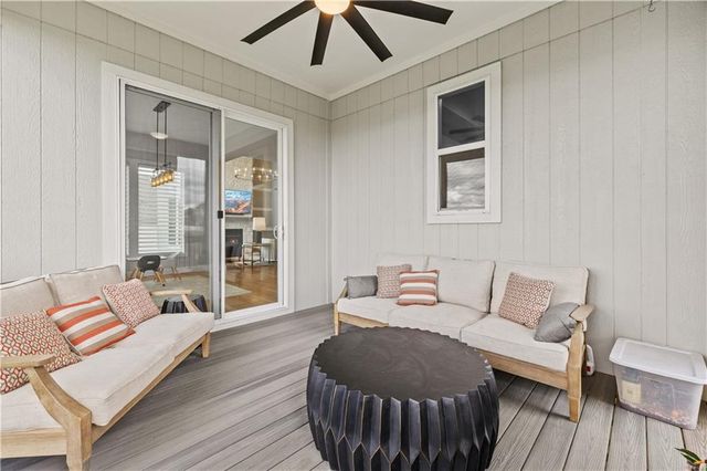 15809 El Monte Street, Overland Park, KS 66224