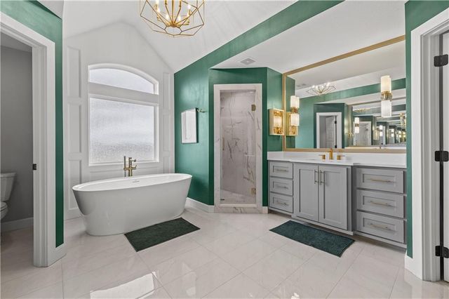 15809 El Monte Street, Overland Park, KS 66224