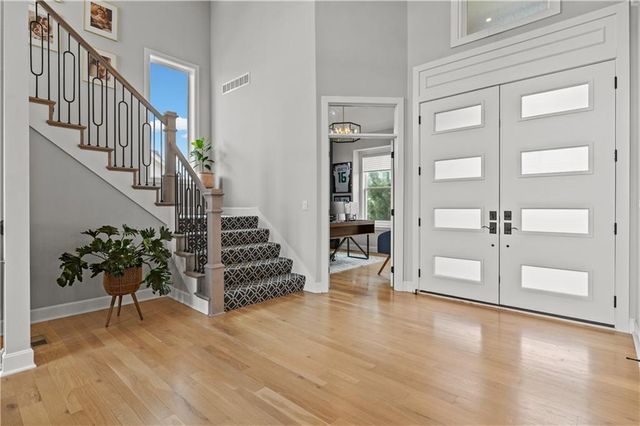 15809 El Monte Street, Overland Park, KS 66224