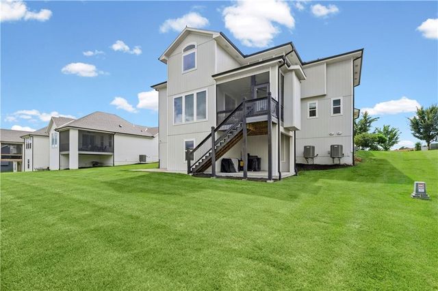 15809 El Monte Street, Overland Park, KS 66224