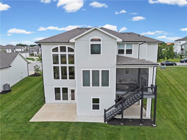 15809 El Monte Street, Overland Park, KS 66224