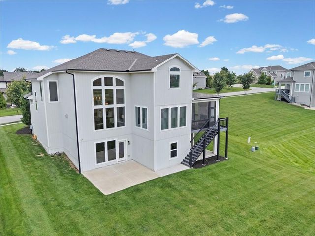 15809 El Monte Street, Overland Park, KS 66224