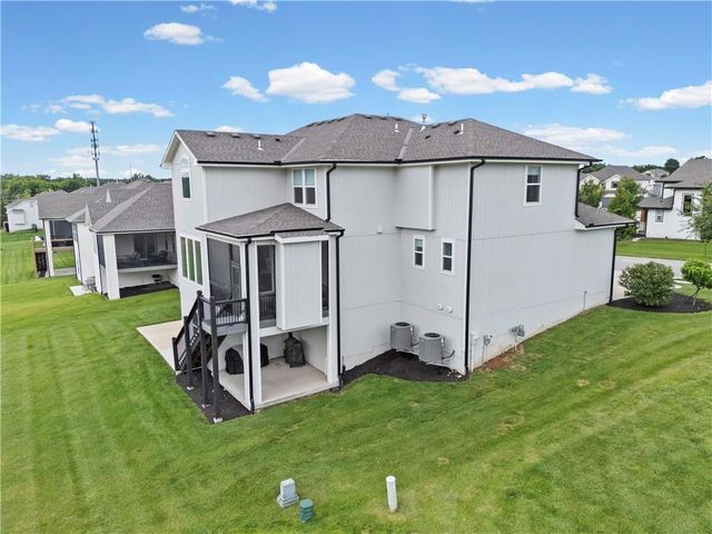 15809 El Monte Street, Overland Park, KS 66224