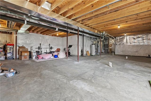 15809 El Monte Street, Overland Park, KS 66224