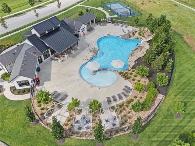 15809 El Monte Street, Overland Park, KS 66224