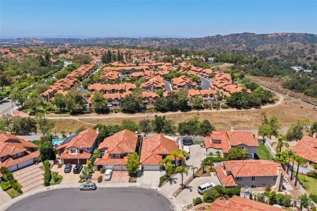 6 Calendula, Rancho Santa Margarita, CA 92688