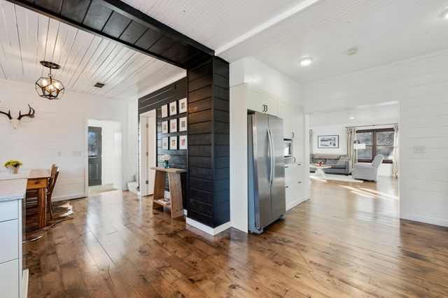 32266 Virgo Street NE, North Branch, MN 55056