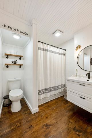 32266 Virgo Street NE, North Branch, MN 55056