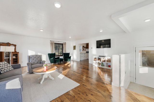 32266 Virgo Street NE, North Branch, MN 55056